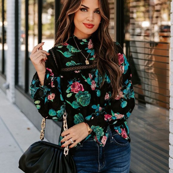 RIOS FLORAL LACE BLOUSE - Picture 5 of 11